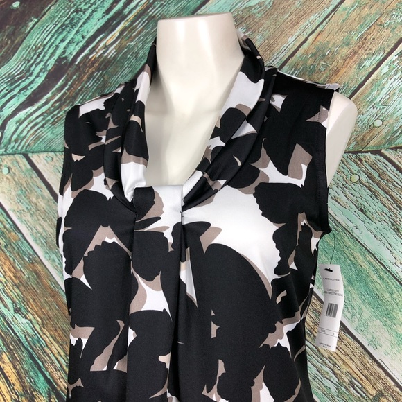 D3 - Larry Levine Drape Front Tie Butterfly Top - S - Picture 2 of 7